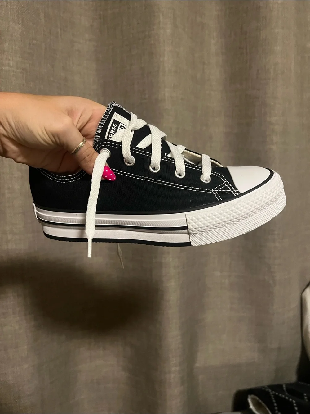 Converse Low Top Sneaker - Black & White